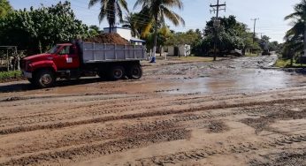 REHABILITAN LAS CALLES EN DAUTILLOS.
