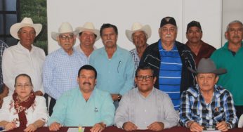 AYUNTAMIENTO DE NAVOLATO ATIENDE A MIEMBROS DE LA VIEJA GUARDIA PESQUERA