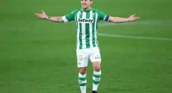 ANDRÉS GUARDADO ROMPE RÉCORD AL JUGAR SU TEMPORADA 17 EN EUROPA