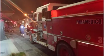 APOYA PROTECCIÓN CIVIL A BOMBEROS EN INCENDIOS DE PALMERAS, CASA Y VEHÍCULOS EN AHOME